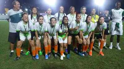Palmeiras lidera e patrocínio milionário é mantido — Futebol feminino ganha força