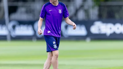 Passaporte italiano de Breno Bidon acelera saída do Corinthians para a Europa