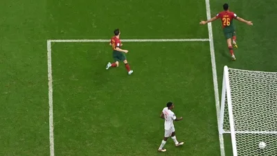 Demissões e goleadas expõem fragilidade de seleções na reta final na Copa