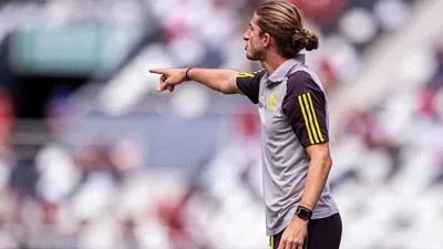 Léo Ortiz revela diferenças táticas entre Filipe Luís e Leonardo Jardim no Flamengo
