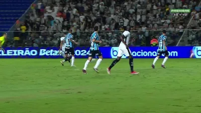 Athletico-PR atropela Botafogo com 'olés' e assume vice-liderança do Brasileirão 2026