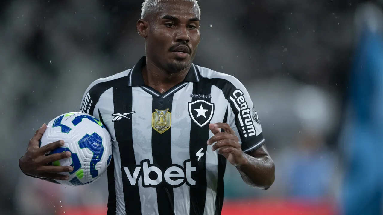 Vasco poupa Cuiabano contra Coritiba: precaução ou estratégia para o clássico?