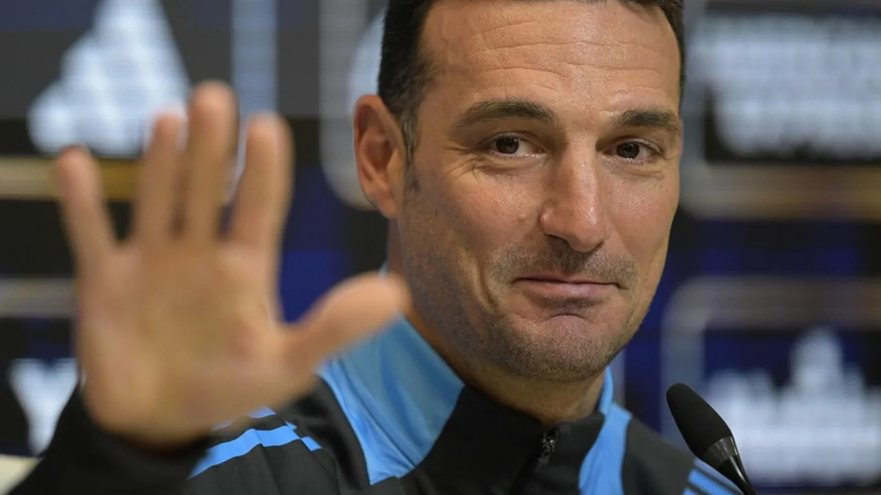 Invasão na coletiva de Scaloni expõe o lado sombrio da paixão argentina