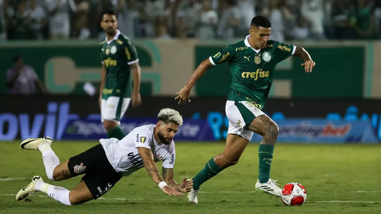 Cria da Academia vira sensação: Europa já de olho no gigante de 1,92m do Palmeiras