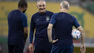 Denílson e a espetacularização da memória — quando o pentacampeão vira conteúdo