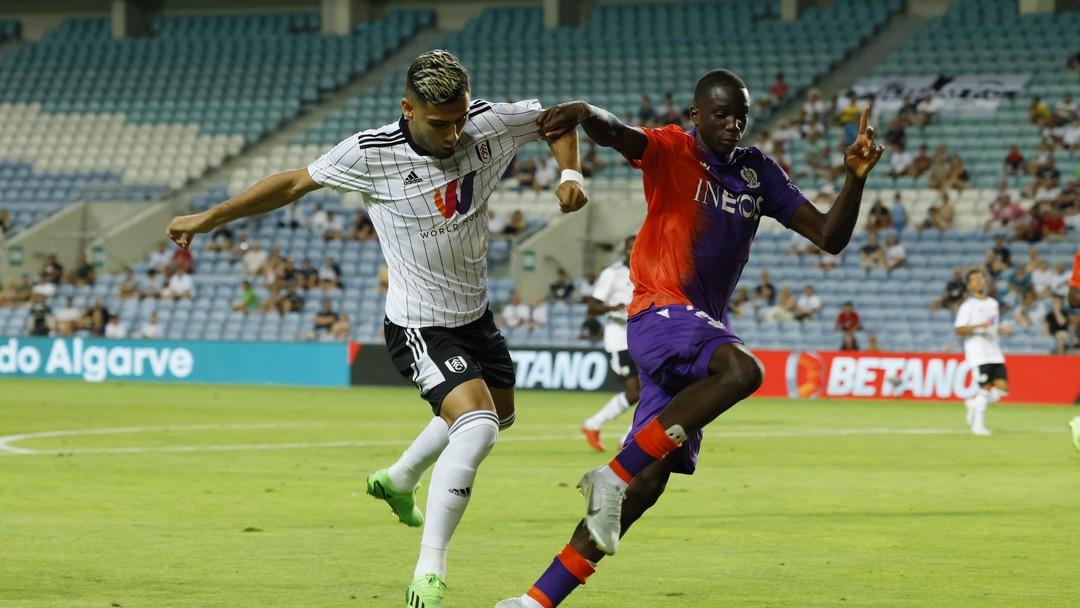Flamengo supera R$ 2 bi em receita enquanto Chelsea registra maior prejuízo da Premier League