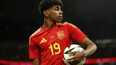 Lamine Yamal denuncia racismo em amistoso da Espanha — silêncio institucional preocupa