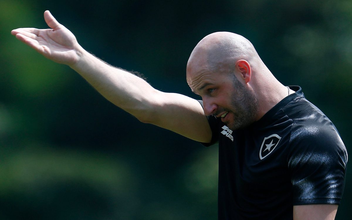 Desafios imediatos no comando Franclim Carvalho é anunciado como técni