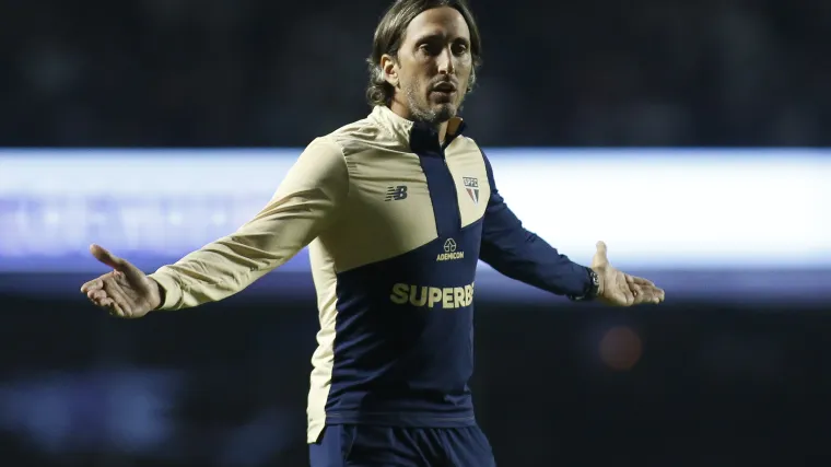 Estratégia de reconstrução para 2025 São Paulo oficializa rescisão de R$ 10 m