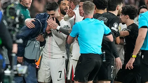 Impacto tático e disciplinar no vestiário Chelsea pune Enzo Fernández após polêm