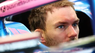 Pierre Gasly vira embaixador da Lacoste — nova tendência de pilotos da F1 na moda 2026