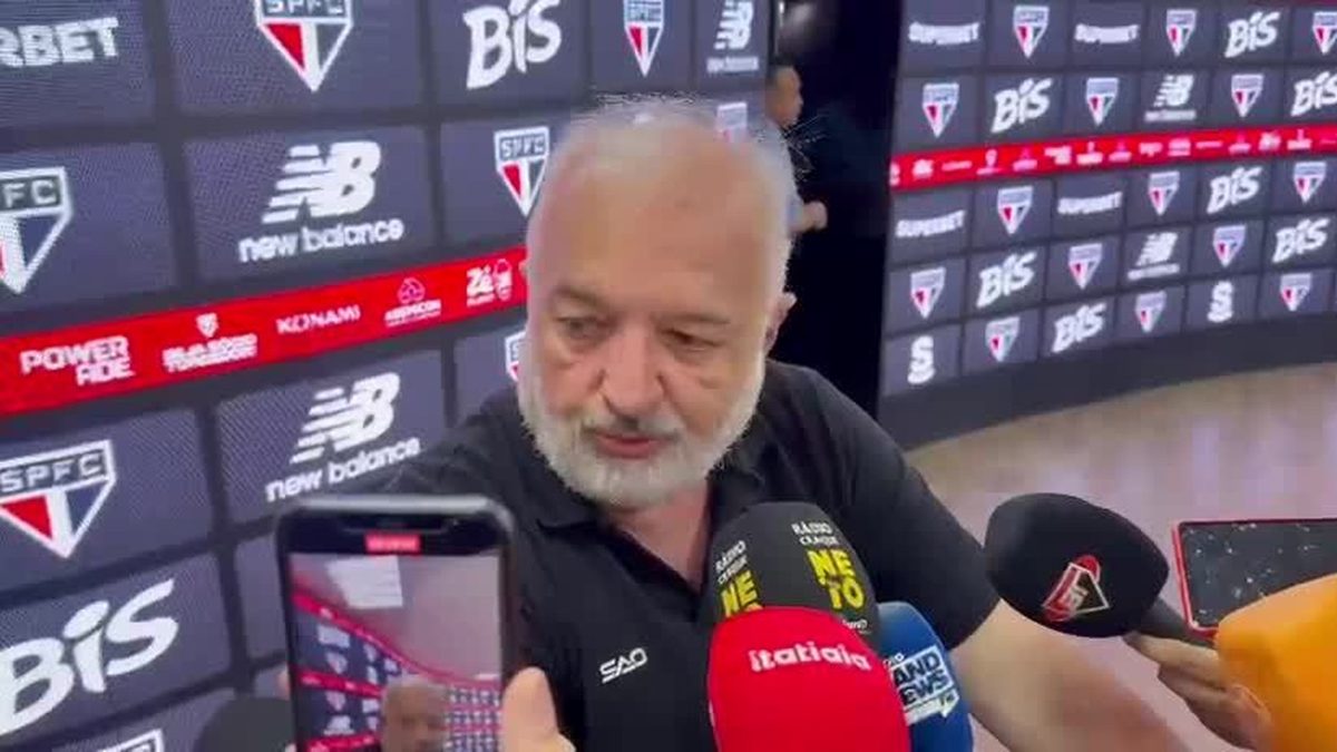 Transparência do VAR: Entre o Controle e a Exposição Áudio VAR revela gesto obsc