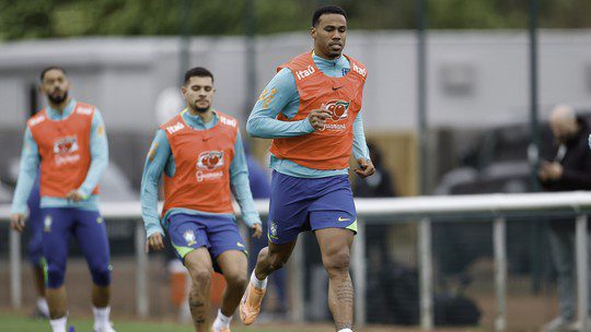 Calendário Saturado: O Conflito Entre Clubes e Seleções Lesão de Raphinha na Sel