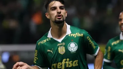 Flaco López desperta interesse europeu — histórico de vendas do Palmeiras para Inglaterra