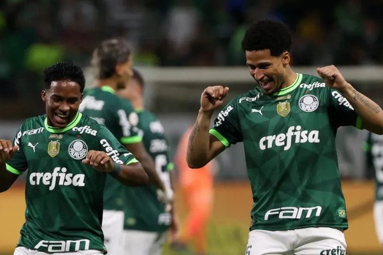 Abril do Palmeiras — nove jogos em 30 dias testam estratégia de Abel Ferreira