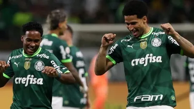 Abril do Palmeiras — nove jogos em 30 dias testam estratégia de Abel Ferreira