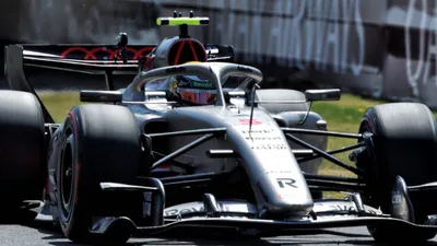 Bortoleto amarga 13º no Japão enquanto Antonelli conquista primeira vitória na F1