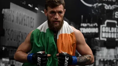 McGregor volta aos ringues após lesão e mostra jab mais preciso