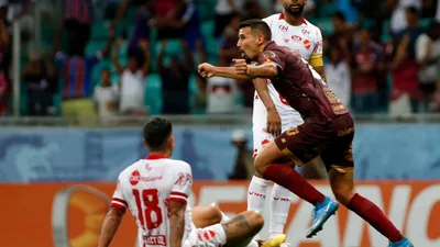 Sport lidera com 28,7 anos enquanto Londrina aposta na juventude na Série B