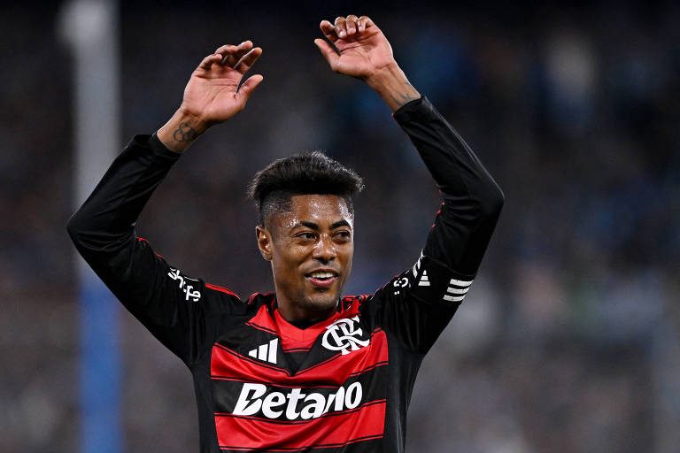 Números comprovam dependência ofensiva Bruno Henrique volta após um mês e Flame