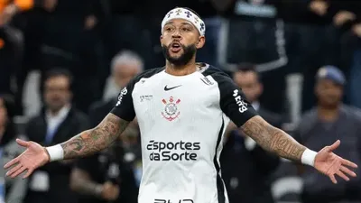 Neto critica Memphis Depay mesmo sem o atacante jogar contra o Fluminense