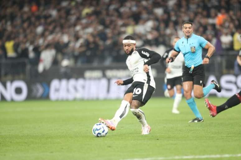 Memphis entre lesões e expectativas não correspondidas Neto critica Memphis Depa