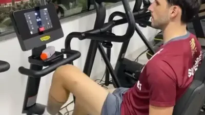 Calleri pós-cirurgia no joelho mostra evolução biomecânica em vitória sobre Cruzeiro