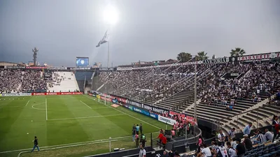Tragédia marca clássico peruano e expõe década de violência no futebol