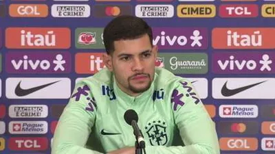 Bruno Guimarães revela diferenças táticas entre Dorival e Diniz na Seleção