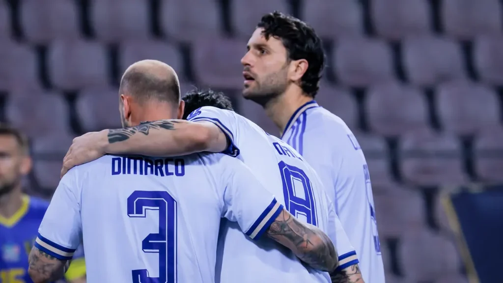 O vazio demográfico do futebol italiano Itália perde geração inteira com segunda