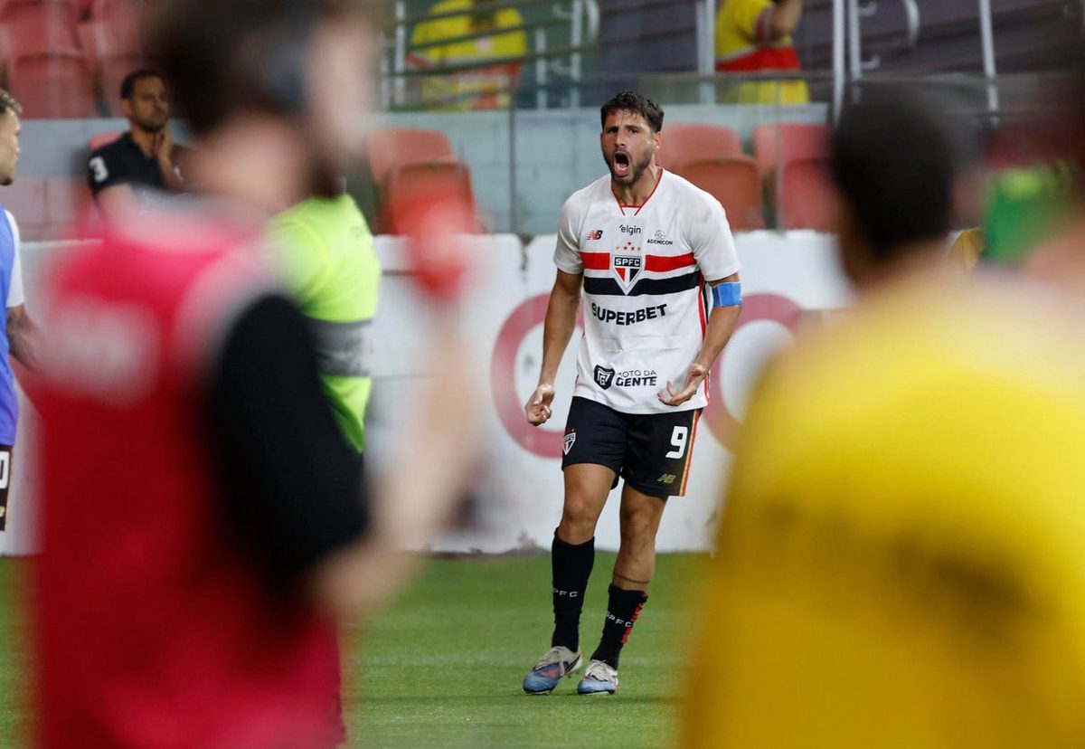 Reação paulista e mudança de panorama Empate no Beira-Rio coloca São Paulo na