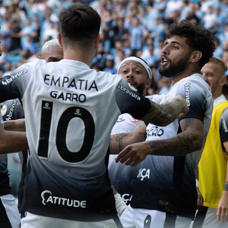 Três fatores fazem Corinthians hesitar em demitir Dorival após oito jogos sem vitória