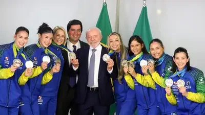 O preço invisível do sucesso — famílias brasileiras enfrentam dilema no exterior
