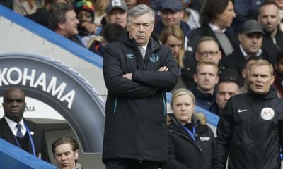 Tottenham na caça, Ancelotti se defende e Koeman ataca — A pressão do comando