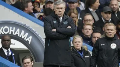 Tottenham na caça, Ancelotti se defende e Koeman ataca — A pressão do comando
