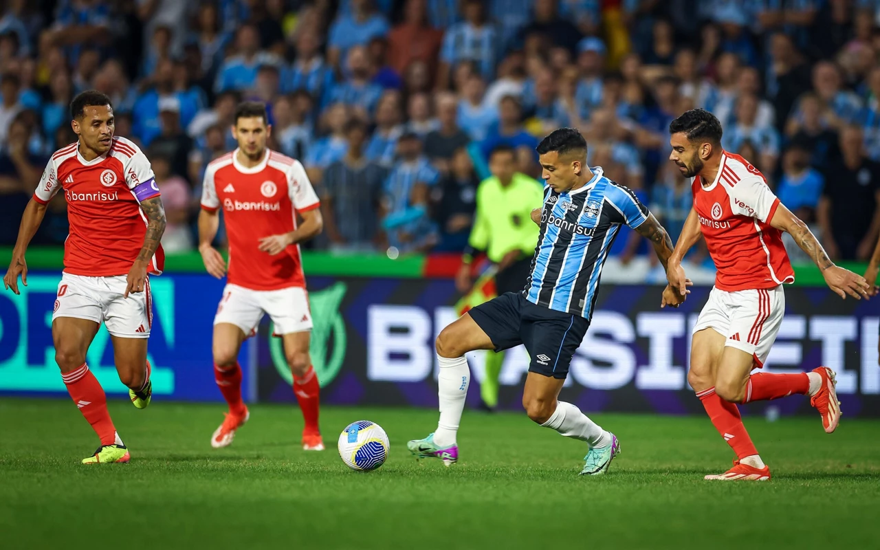 Análise tática esconde rivalidade pessoal Por que Rogério Ceni sempre provoca po