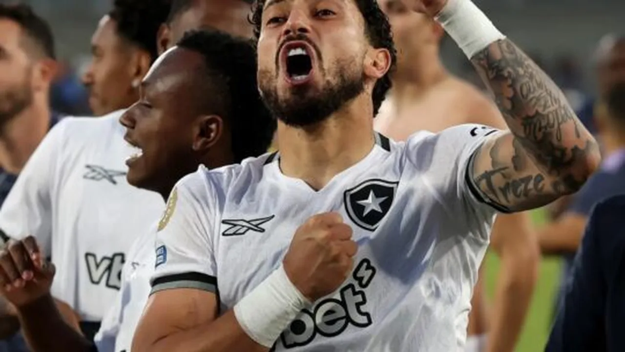 Jogadores do Santos em formação tática durante partida da Série B do Campeonato Brasileiro