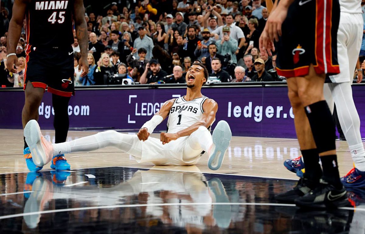 Wembanyama encara primeiro teste contra Jokic e mostra potencial defensivo único