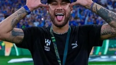 Neymar muda estratégia nas redes após polêmicas e aposta em versículos bíblicos