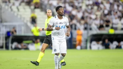 Grêmio sem Amuzu testa nova formação contra defesa vulnerável do Remo