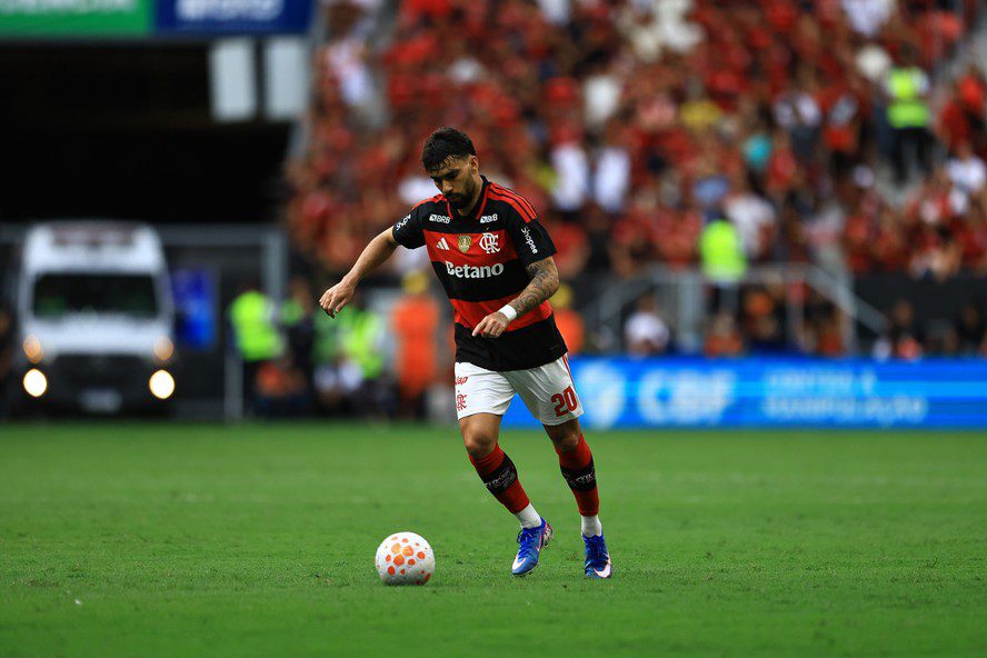 Paquetá e Raphinha decidem duelo brasileiro nas quartas da FA Cup