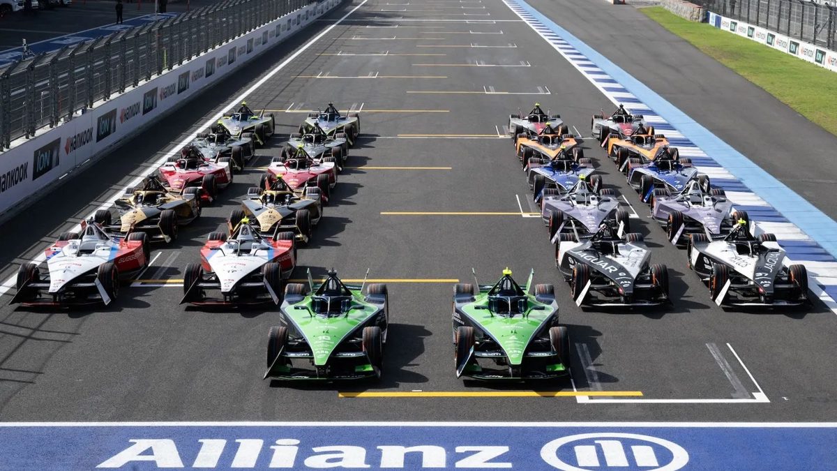 Revolução na Potência e Autonomia Como os elétricos se comparam aos híbrid