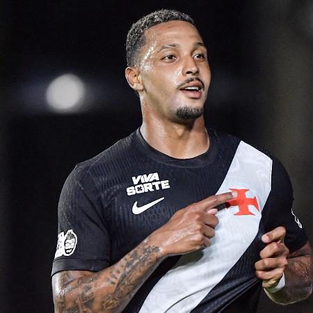 Defesa vascaína desaba no segundo tempo e expõe crise defensiva histórica