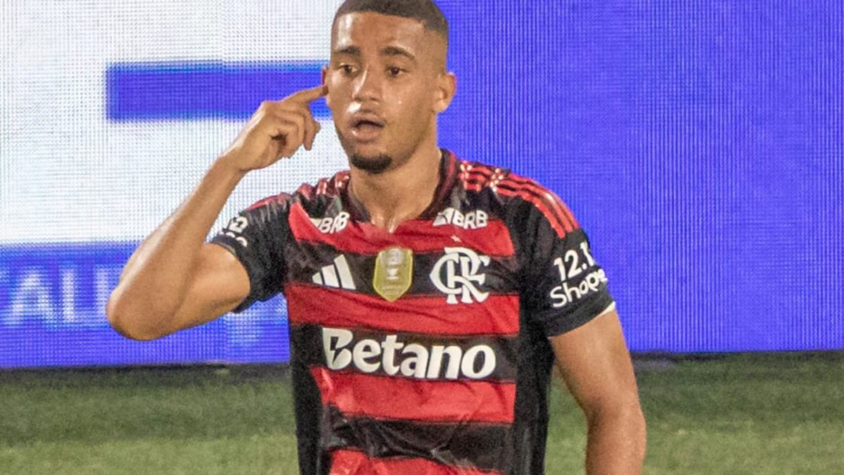 Primeiro tempo morno e segundo com mais emoção Flamengo empata sem gols com Sant