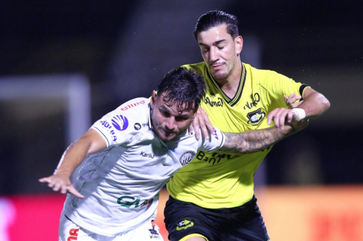 O modelo enxuto que desafia gigantes São Bernardo derruba líder Botafogo e mo