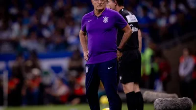 Quem substitui Dorival no Corinthians após sequência sem vitórias