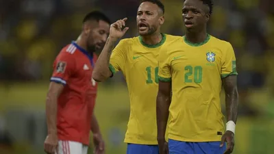 Ancelotti enfrenta dilema da liderança entre Neymar e Vini Jr na Seleção