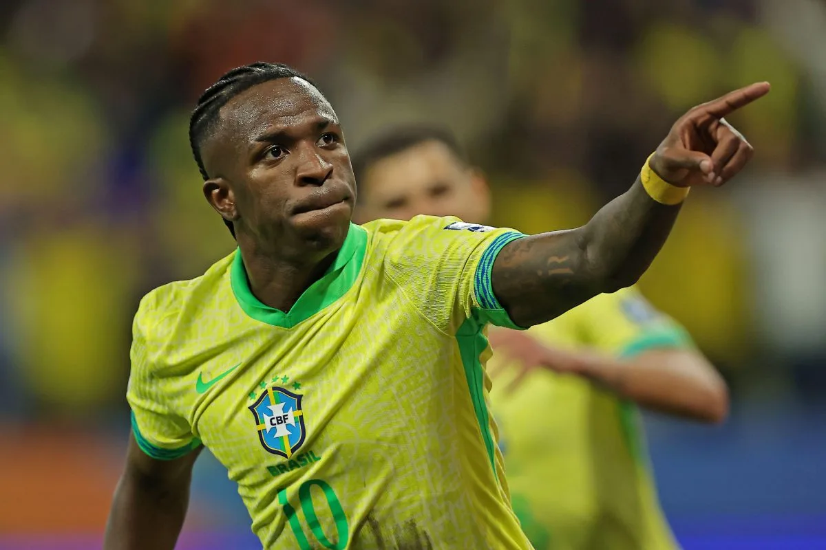 A voz experiente de quem conhece o futebol brasileiro Mancini defende Neymar na