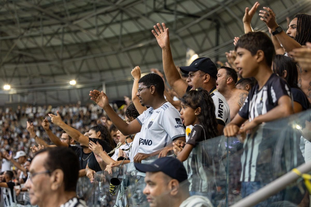 Interino promete alterações no sistema de jogo Atlético-MG busca reação contra A
