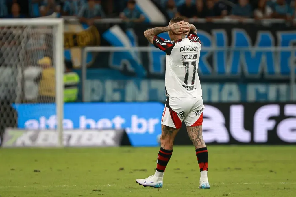 Flamengo surpreende e decide não renovar com Everton Cebolinha